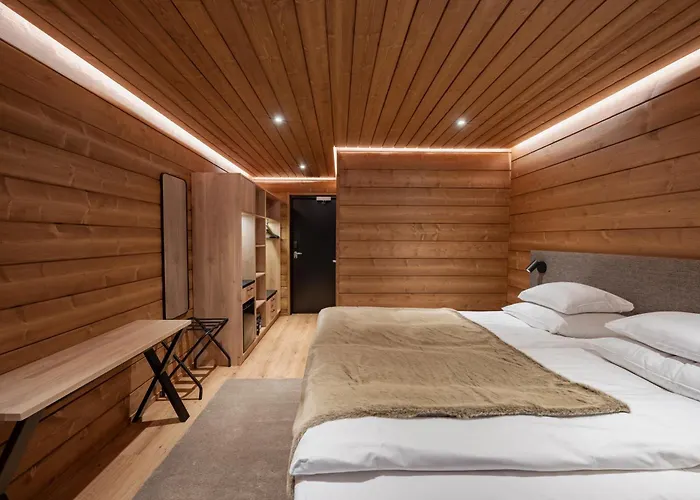 ホテル Kelo サーリセルカ